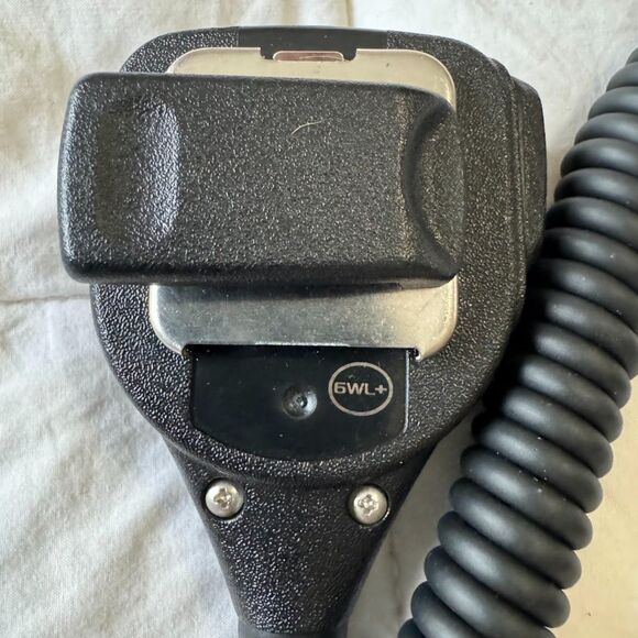 Black Handheld Shoulder Waterproof Speaker MIC For Radio 2-Pin K 3.5/2.5mm - Picture 7 of 7